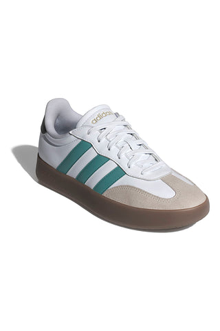 Bele superge z zelenimi črtami in bež podplatom Adidas Barreda