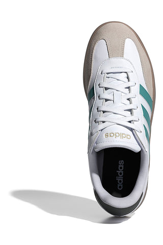 Bele superge z zelenimi črtami in bež podplatom Adidas Barreda