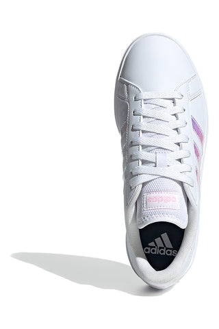 Bele superge z iridescentnimi črtami iz sintetičnih materialov Adidas Grand Court Base 2.0