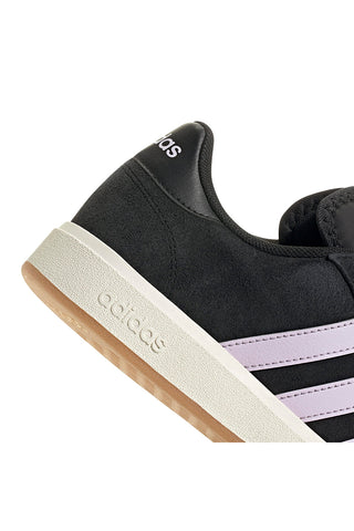 Črni superge z lila črtami iz semiša Adidas Grand Court Base 00s