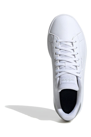 Bele superge z gladko površino Adidas Urban Court