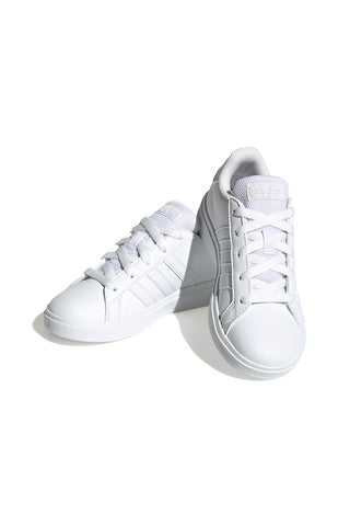 Povsem beli športni copati Adidas Grand Court 2 K