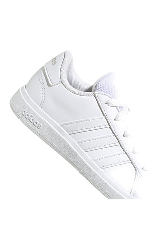 Povsem beli športni copati Adidas Grand Court 2 K
