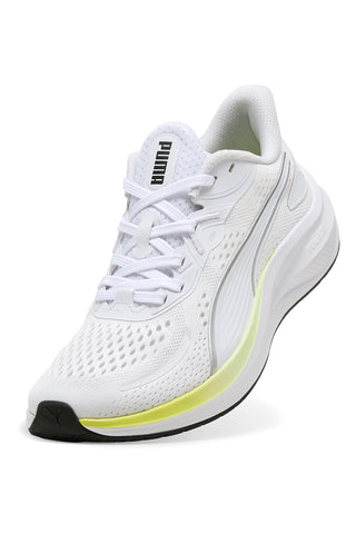 Beli oblazinjeni lahki tekaški copati Puma Skyrocket Lite 2