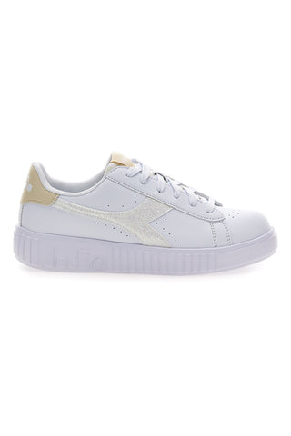 Bele ženske superge s platformo in zlatimi detajli Diadora Game Step Glam GS