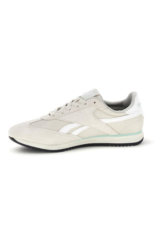 Sive superge z vložki iz semiša in črnim podplatom Reebok World 70