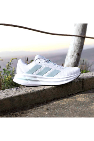 Tekaski copati White Cloudfoam Adidas Galaxy 7 W
