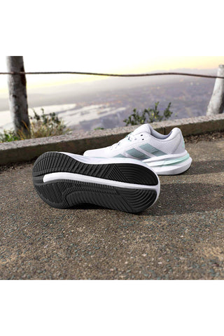 Tekaski copati White Cloudfoam Adidas Galaxy 7 W