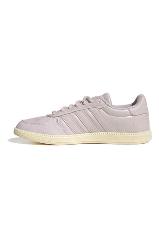 Roza cipria superge z učinkom usnja in dvignjeno podplatjo Adidas Breaknet Sleek