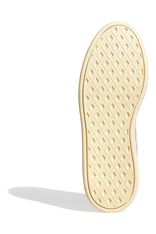 Roza cipria superge z učinkom usnja in dvignjeno podplatjo Adidas Breaknet Sleek