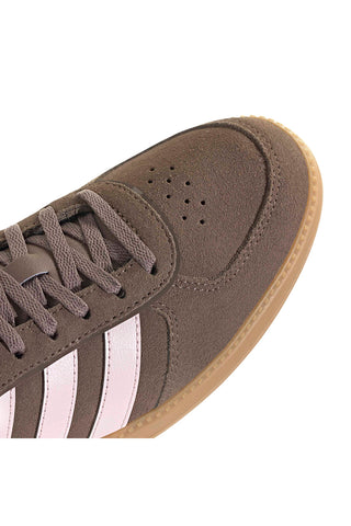 Rjavi superge z rožnatimi črtami in izrezanimi detajli Adidas Breaknet Sleek