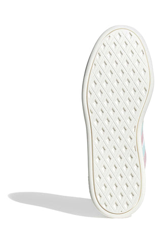 Roza superge iz semiša z modrimi črtami in predoblikovano podplatom Adidas Breaknet Sleek J