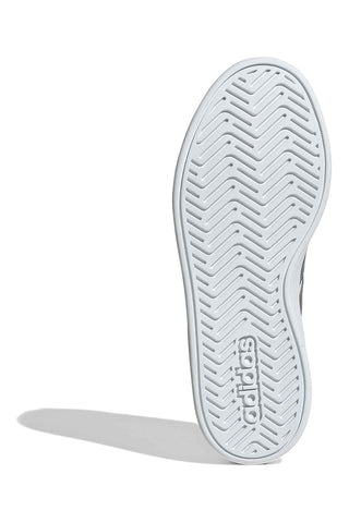 Bele superge s srebrnimi črtami iz sintetičnega usnja Adidas Grand Court 3 J