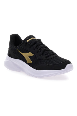 Lahki črni tekaški čevlji iz mrežastega materiala Diadora Robin 6 W