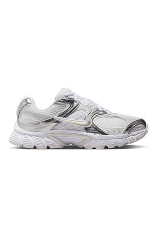 Sneakers bianche e Argento Nike V5 RNR