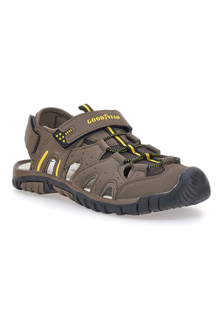 Rjave sandale z delno zaprto konico Goodyear 41037