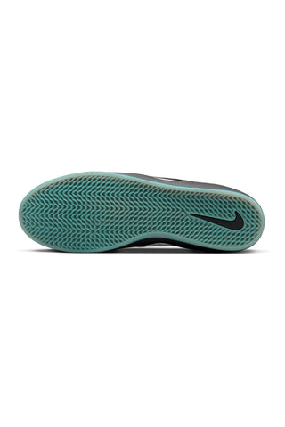 Bele superge za rolkanje Nike SB Ishod Wair PRM L