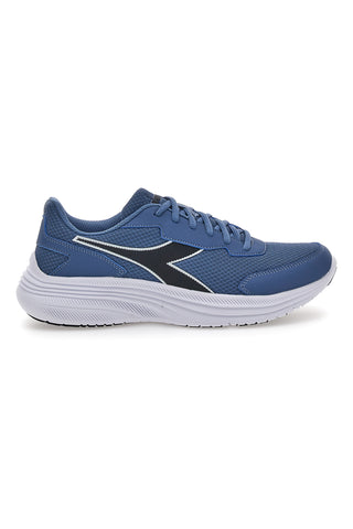 Modri športni čevlji z logotipom Diadora Eagle 7 na strani