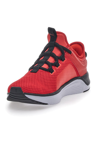Rdeči tekaški čevlji Slip-On Puma Soft Ride Astro Slip