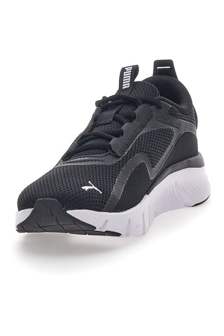 Črni športni copati Puma Flex Focus Lite