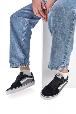 Črni skate čevlji z vezalkami Vans Filmore