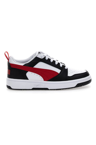 Bele superge z rdečo vrvico na strani Puma Rebound V6 LO JR