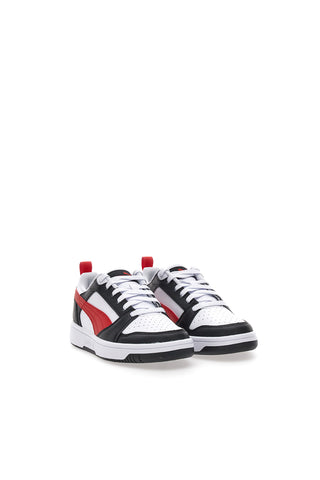 Bele superge z rdečo vrvico na strani Puma Rebound V6 LO JR