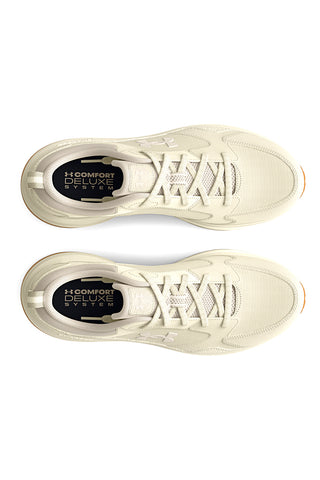 Bež tekaški čevlji Under Armour A Charged Pursuit 3