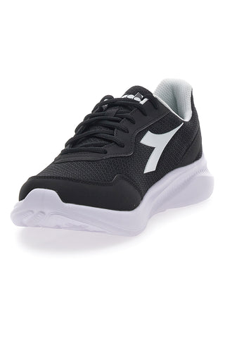 Črni in beli tekaški čevlji DIADORA ROBIN 6