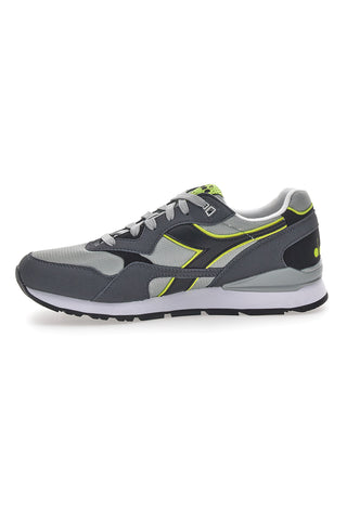 Sive superge z usnjenim zgornjim delom DIADORA N.92