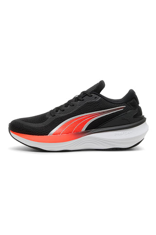 Črni tekaški čevlji Puma Scend Pro 2