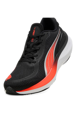 Črni tekaški čevlji Puma Scend Pro 2