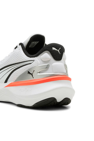 Bele tekaške copate Puma Scend Pro 2