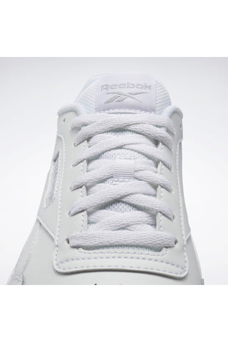 Bele superge z usnjenim zgornjim delom Reebok Court Advance