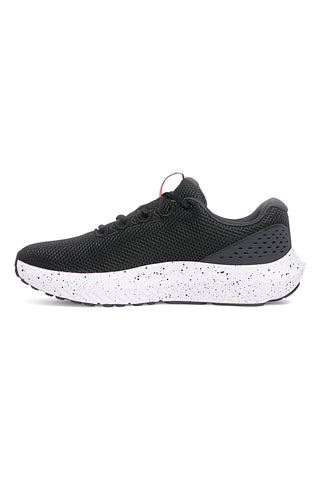 Črni tekaški copati Under Armour Surge 4