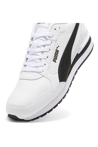 Bele superge s črnimi detajli in podplatom SoftFoam+ Puma ST Runner v4 L