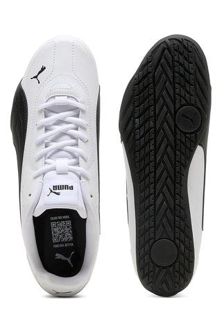 Bele superge iz tehničnega materiala s črnimi detajli Puma Catch