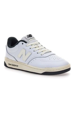 Bele usnjene superge z črnim profilom New Balance BB80AWB