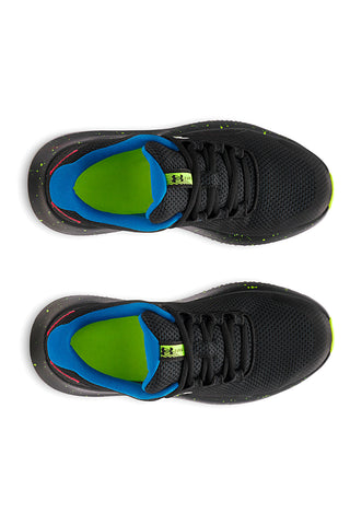 Lahki in zračni črni čevlji Under Armour BPS Surge 4 AC