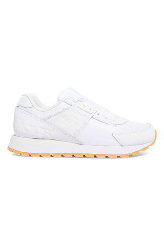 Bele najlon čevlje z vstavki Under Armour Essential Runner