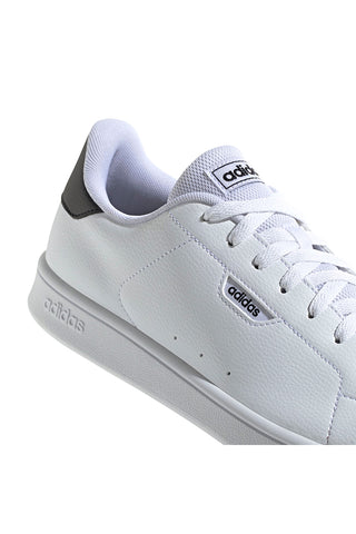 Bele čevlje s črnimi detajli iz sintetičnih materialov Adidas Urban Court