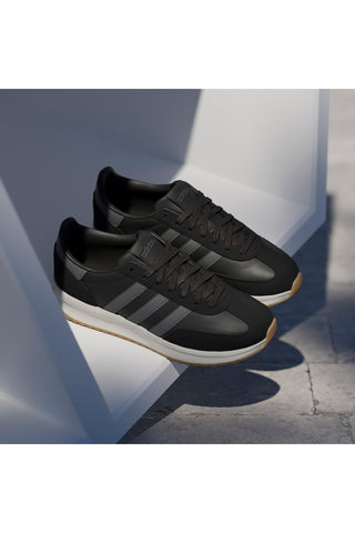 Črni športni copati z sivimi črtami in blaženim podplatom Adidas Run 70s 2