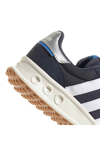 Modri retro superge z Adidas Run 84 podplatom za tek