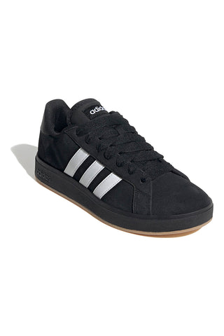 Črni superge z belimi črtami v retro slogu Adidas Grand Court Base 00s