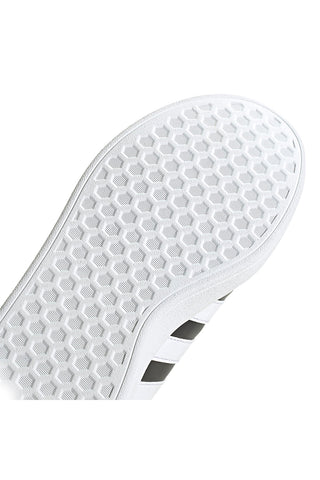Črni čevlji z belimi črtami Adidas Grand Court Base 2