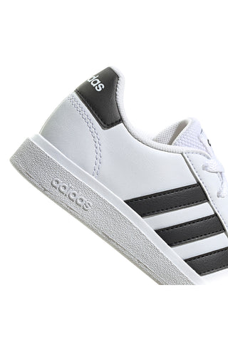 Bele superge z črnimi črtami Adidas Grand Court 2 K