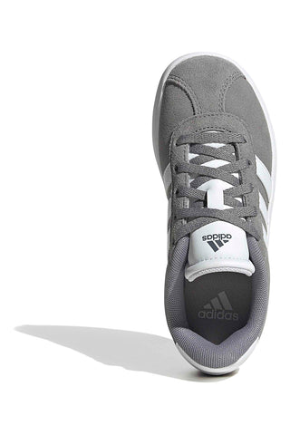 Sive superge iz semiša z 3 belimi črtami Adidas VL Court 3.0 K
