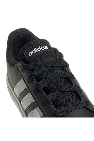 Črni čevlji z belimi črtami iz sintetičnih materialov Adidas Grand Court 2 K