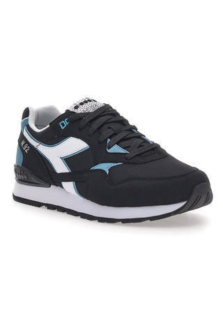 Črni športni copati iz tehničnega materiala Diadora N.92