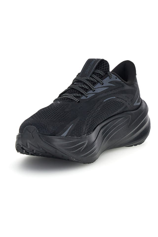 Črni tekaški čevlji Puma Maxima Pro